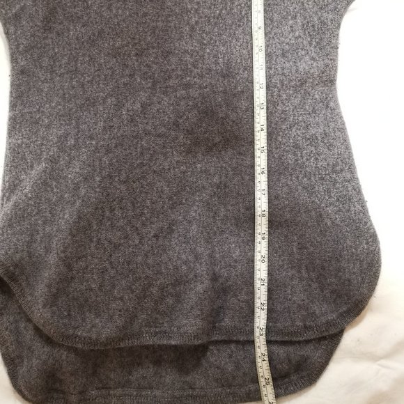 100% Cashmere Crewneck Sweater - Picture 5 of 5
